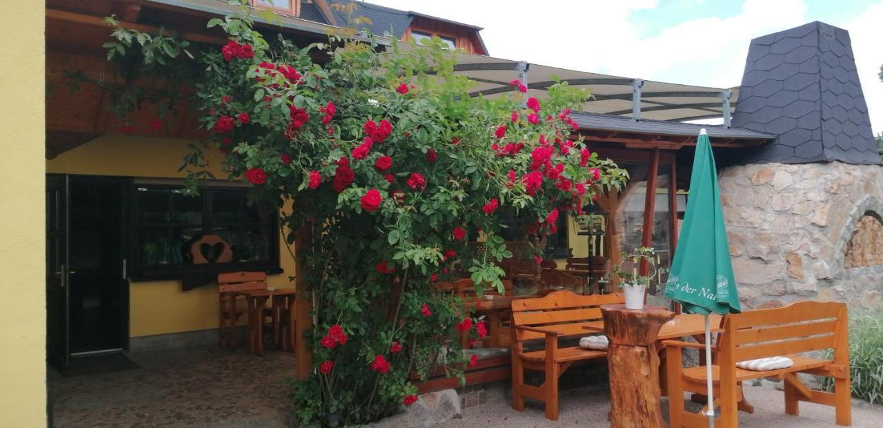 Hotel Landgasthof Plohnbachtal Ug Lengenfeld  Exterior foto